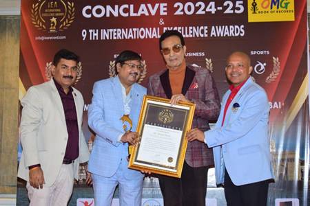 DHEERAJ KUMAR As Chief Guest At Taj Mahal Hotel, Mumbai Internatiönal Exelence Awards – 2024